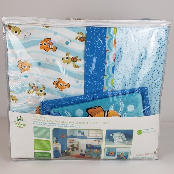 Disney: Finding Nemo 4 Piece Crib Bedding Set - Picture 8 of 8